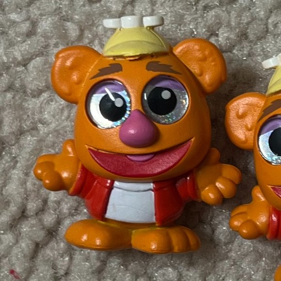 Disney Doorables Academy: Fozzie (ULTRA RARE) - Picture 2 of 3